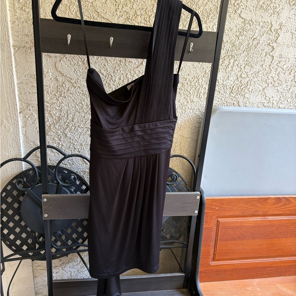 Elegant Black One-Shoulder Dress